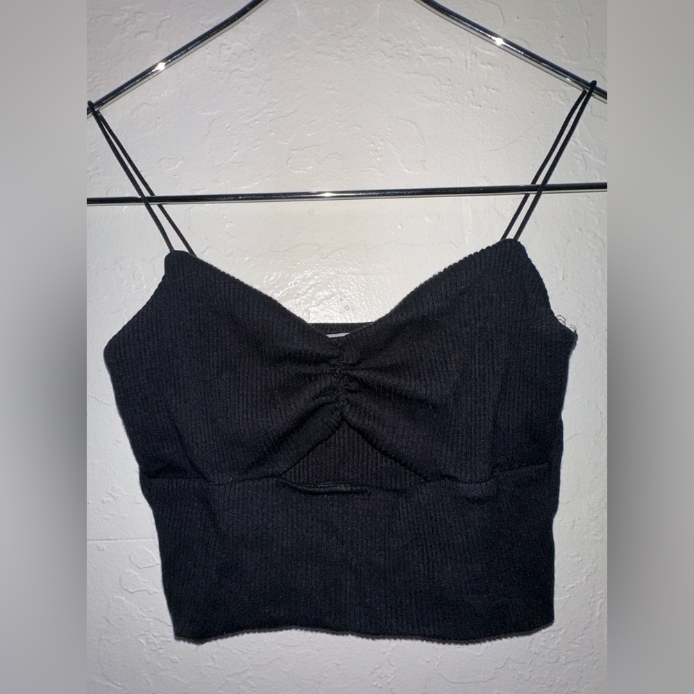 Black Ribbed Spaghetti Strap Crop Top
